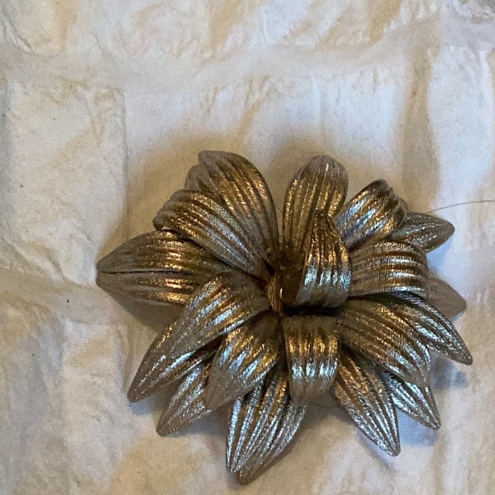 Vintage Silver Metallic Flower Brooch Pin